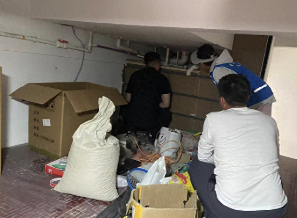 杠杆炒股在哪里申请 安居街道豪德园区开展房屋漏水专项维修志愿服务活动